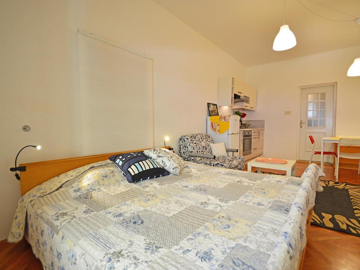 Apartment Cmiljina-1 Senj  Ngoại thất bức ảnh
